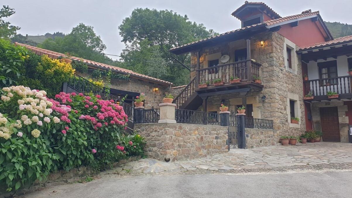 Casa Rural Caborzal Renedo De Cabuerniga Екстер'єр фото